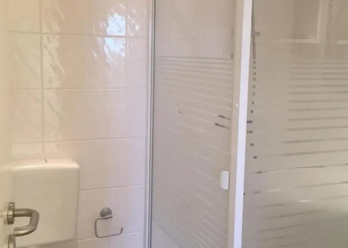 Erdgeschossferienwohnung Domicil Adria By Interhome * Новиград-Далмация